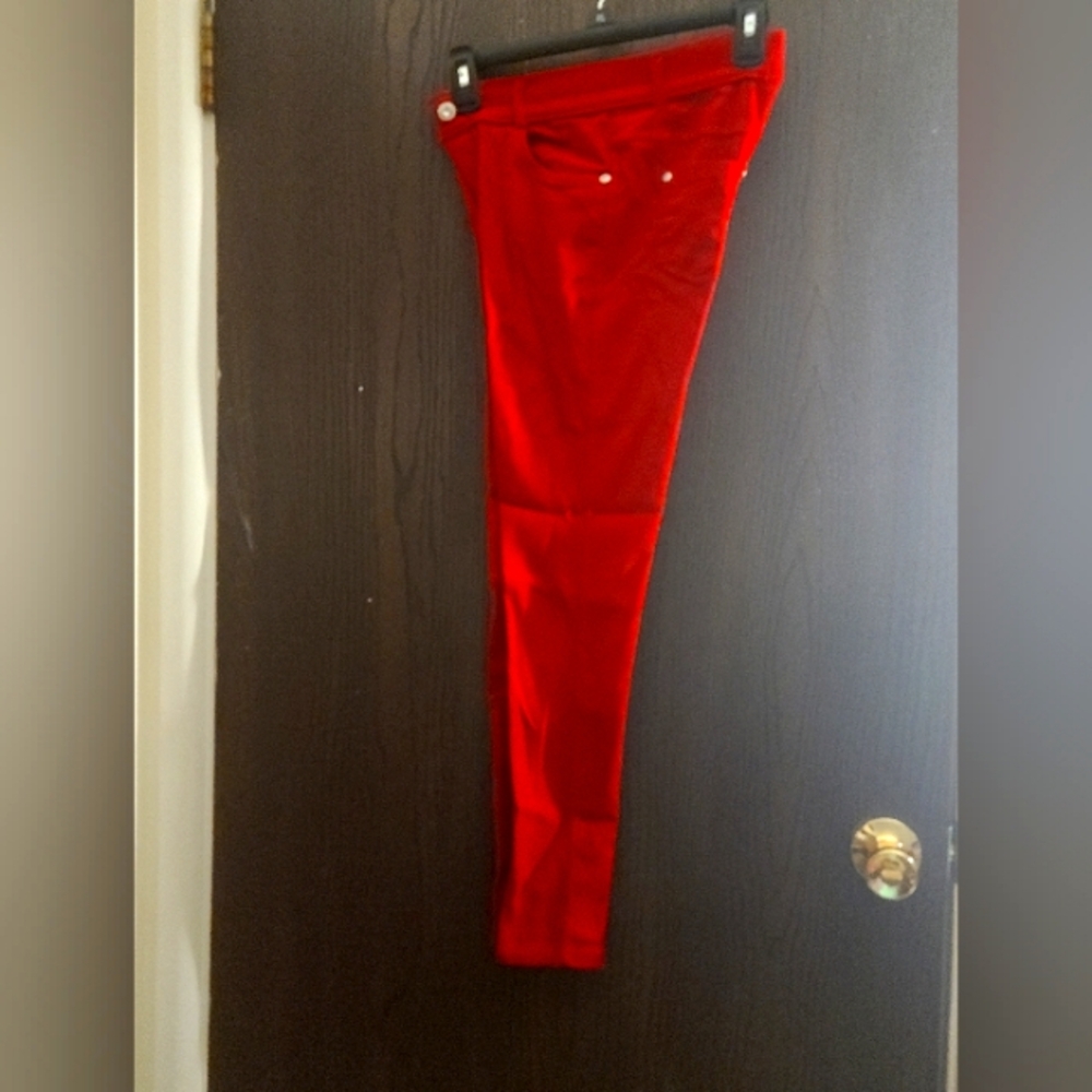 Read Pants - Picture 2 of 2